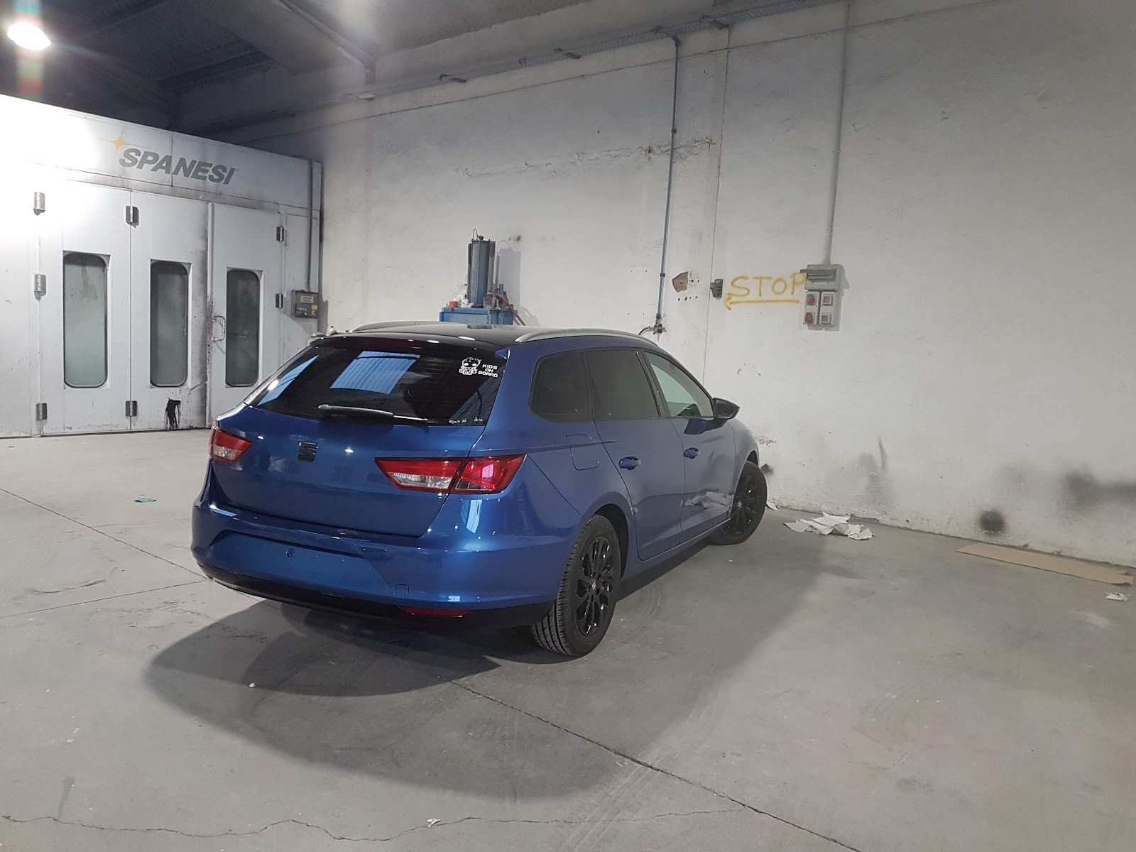 17 GARAGE