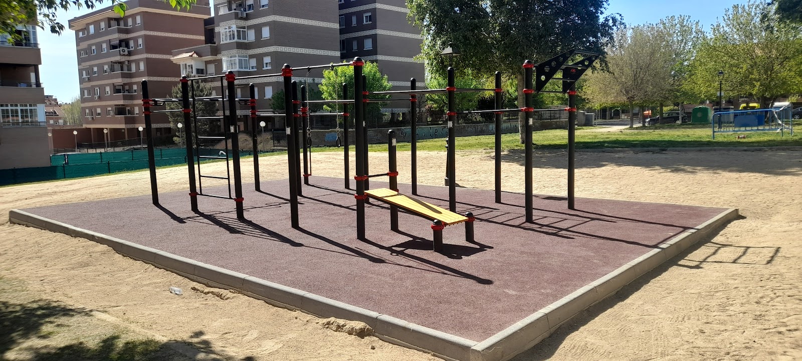 Equipamiento de calistenia