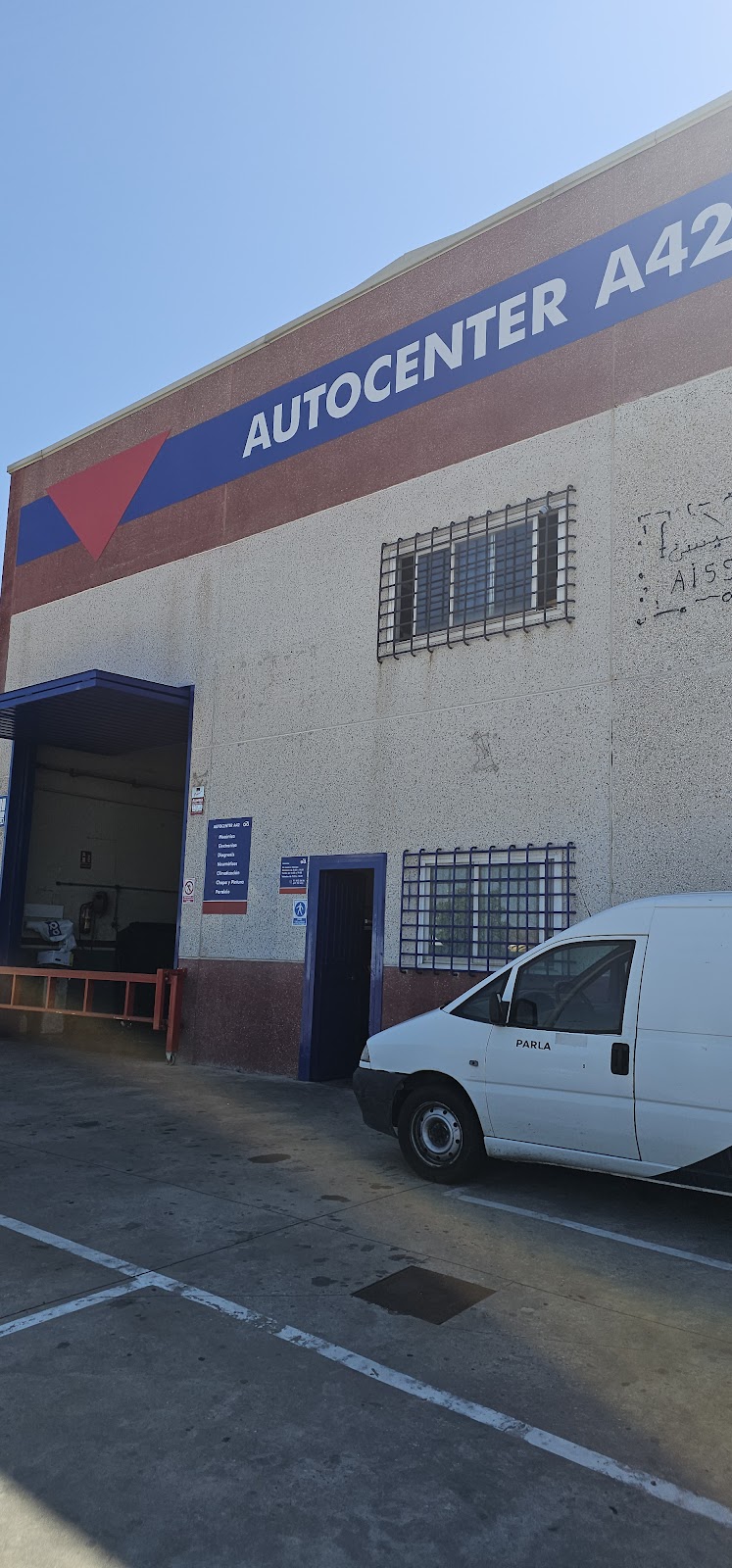 Fachada 28317 Cand 1.jpg