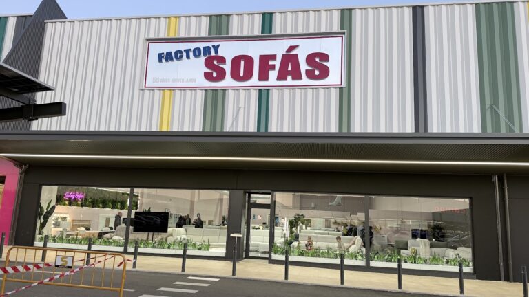 FACTORY SOFAS - SEÑORIO PLAZA