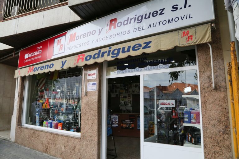 Repuestos Moreno y Rodríguez
