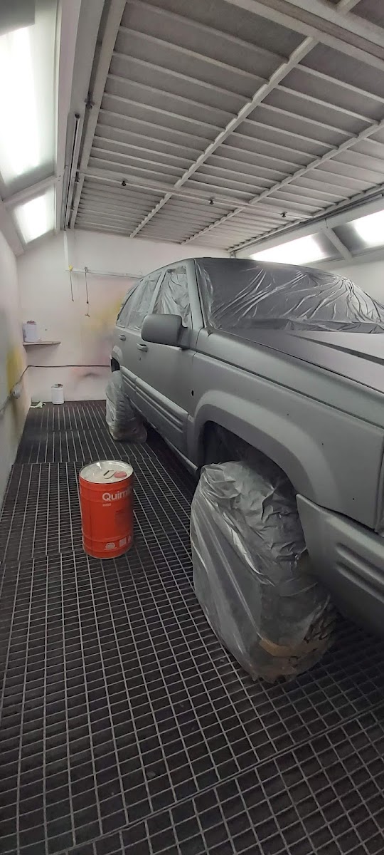 Taller Chapa y Pintura Revive Car